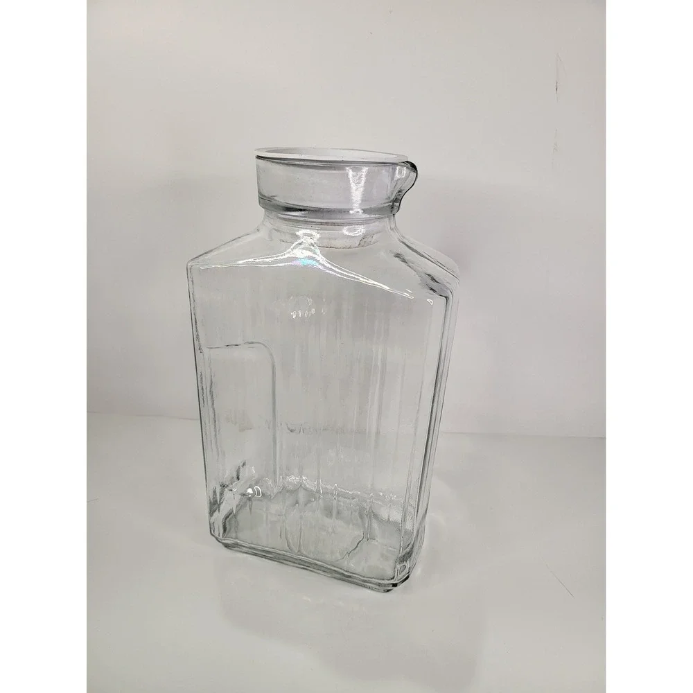 Anchor Hocking Glass Refrigerator Carafe Pitcher Ribbed Clear USA 2 Quart Lid